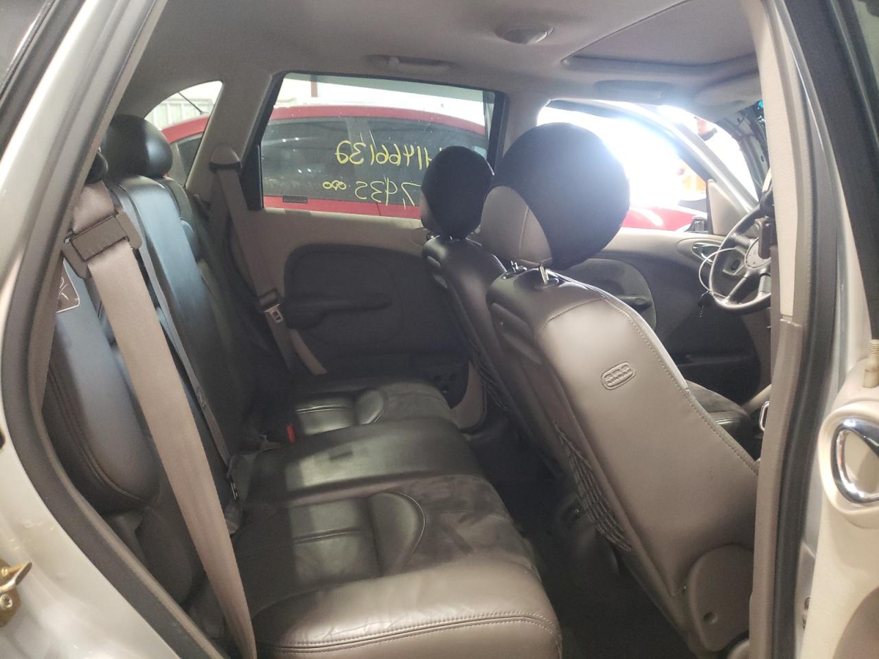 Photo 6 from auction – 2001 CHRYSLER PT CRUISER with VIN 3C8FY4BB21T290642