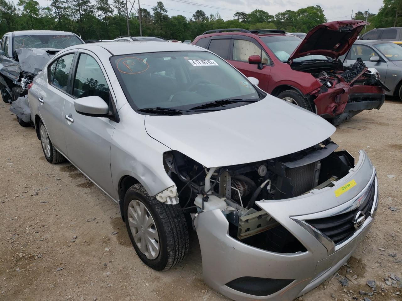 NISSAN VERSA S 2017 with VIN 3N1CN7AP0HL810054 - Photo from auction