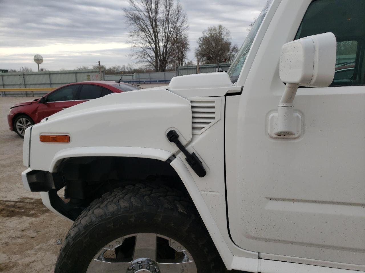 Photo 9 from auction – 2003 HUMMER H2 with VIN 5GRGN23U53H123159