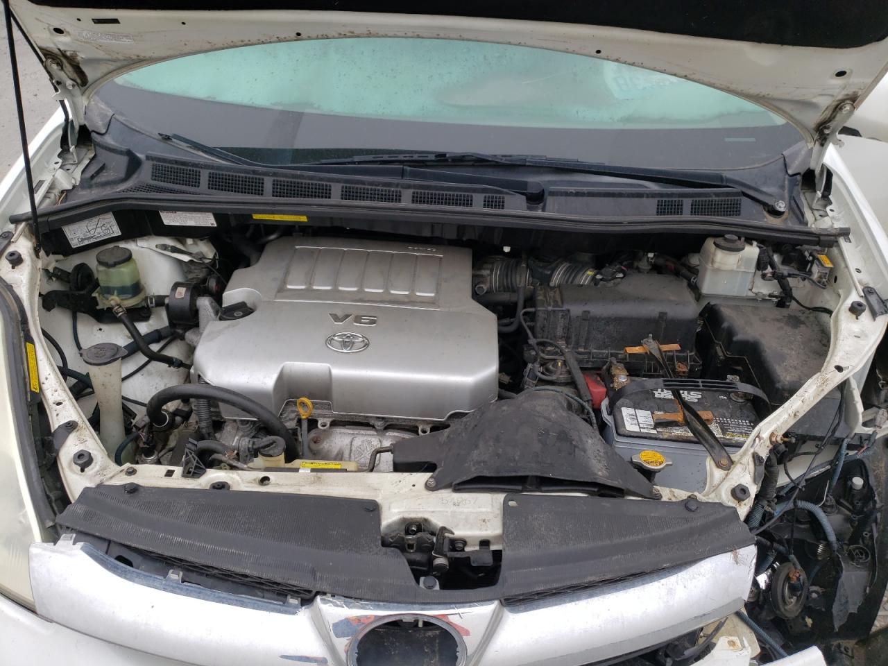 Photo 7 from auction – 2009 TOYOTA SIENNA XLE with VIN 5TDBK22C19S023237