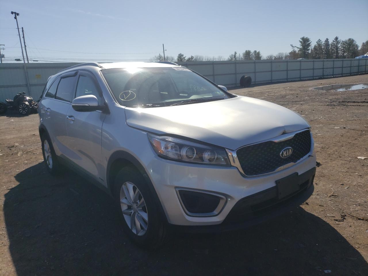 Photo 1 from auction – 2016 KIA SORENTO LX with VIN 5XYPGDA34GG102111