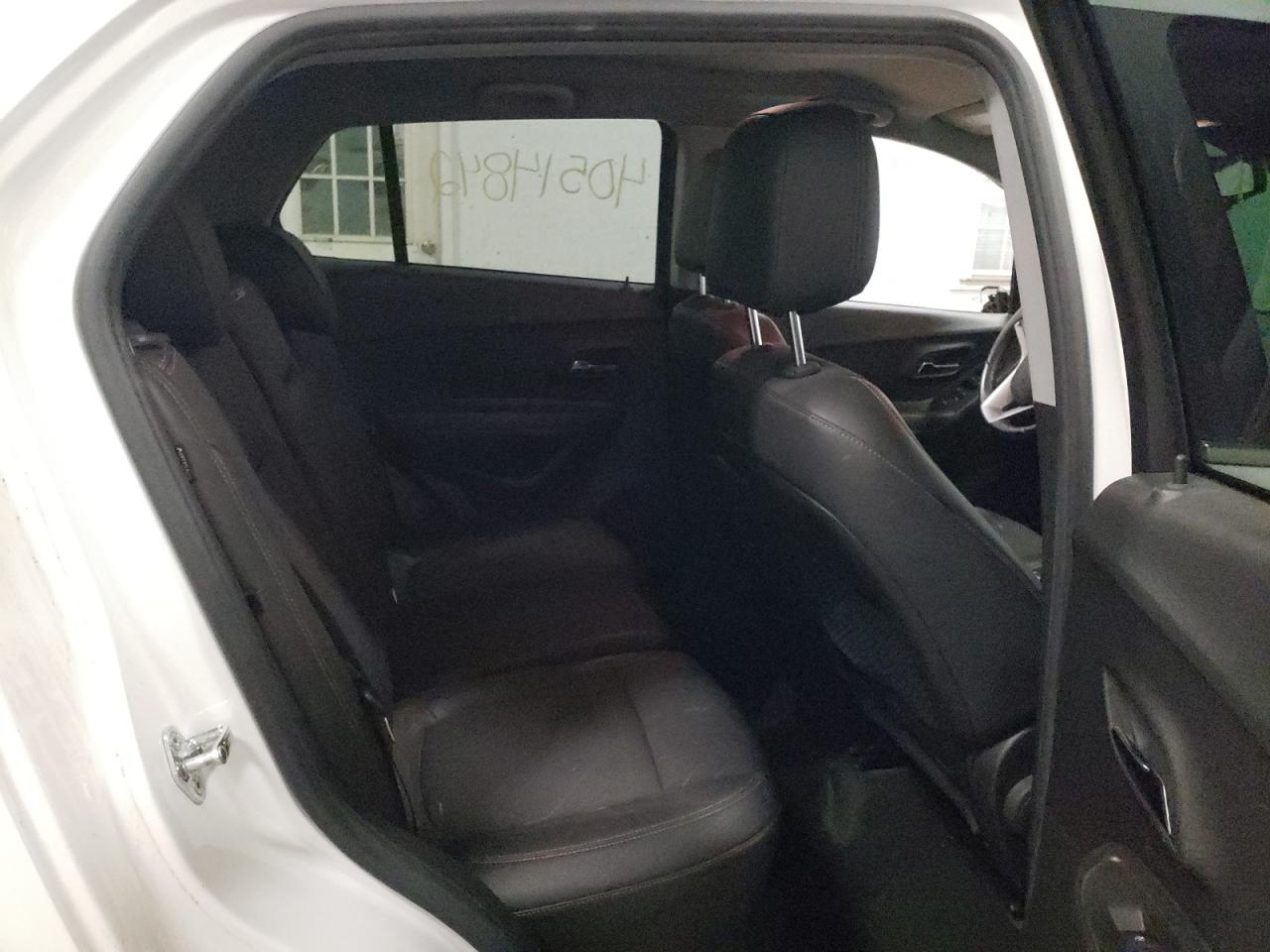 Photo 6 from auction – 2020 CHEVROLET TRAX 1LT with VIN KL7CJLSB3LB051654