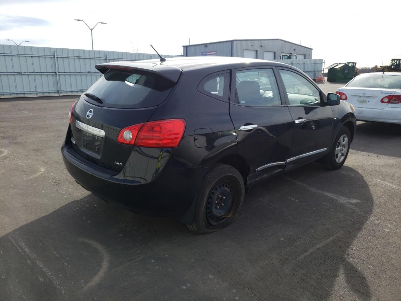 Photo 4 from auction – 2012 NISSAN ROGUE S with VIN JN8AS5MV7CW714974