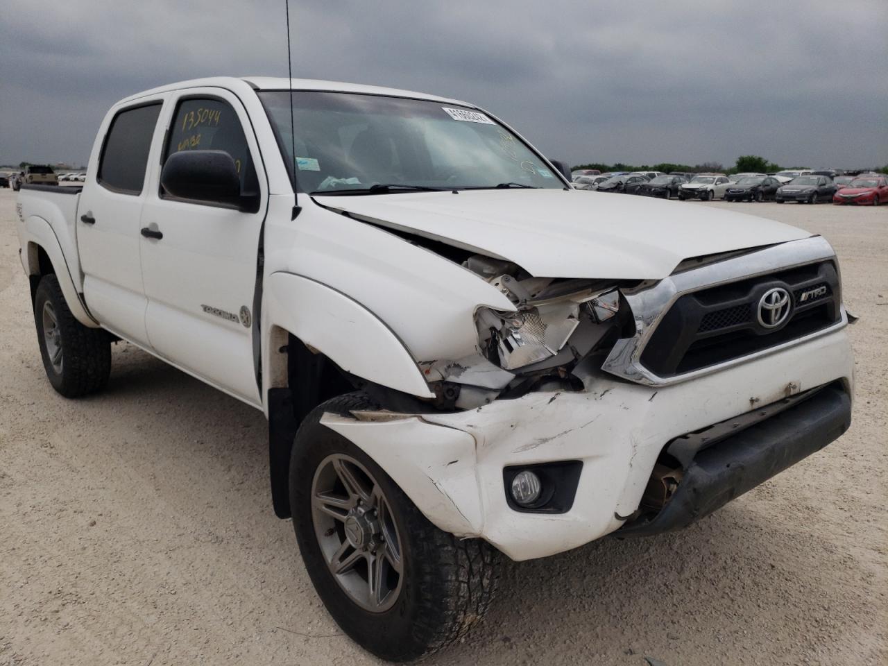 TOYOTA TACOMA DOU 2013 with VIN 3TMLU4EN5DM133885 - Photo from auction