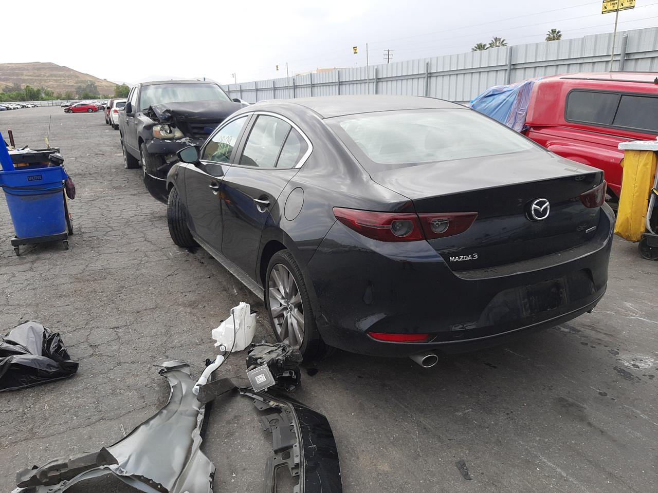 Photo 3 from auction – 2021 MAZDA 3 SELECT with VIN JM1BPABL0M1345059