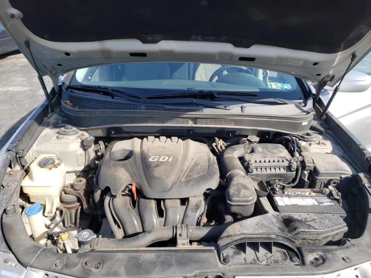 Photo 7 from auction – 2011 HYUNDAI SONATA GLS with VIN 5NPEB4AC3BH078651