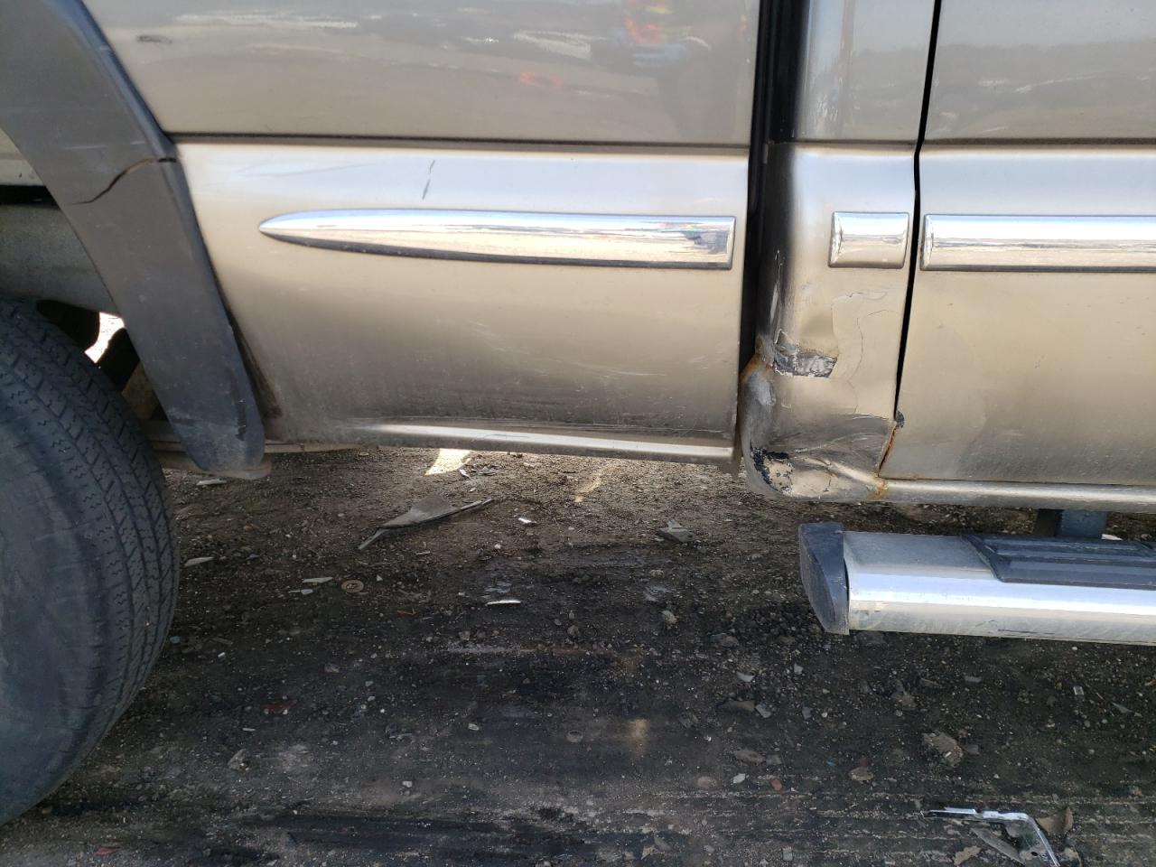 Photo 9 from auction – 2000 GMC NEW SIERRA with VIN 2GTEK19T0Y1323726