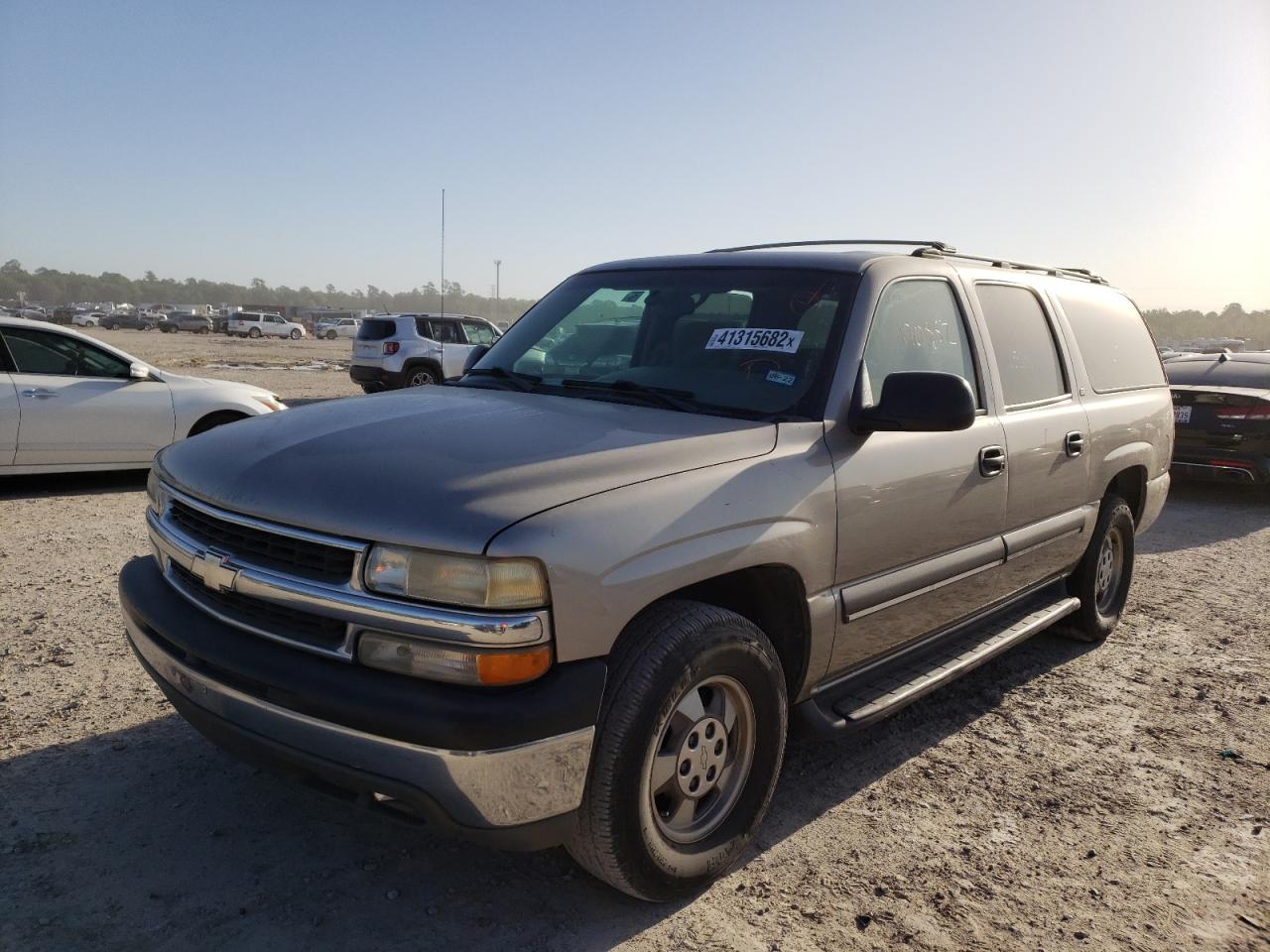 Photo 2 from auction – 2002 CHEVROLET SUBURBAN with VIN 3GNEC16Z82G303865