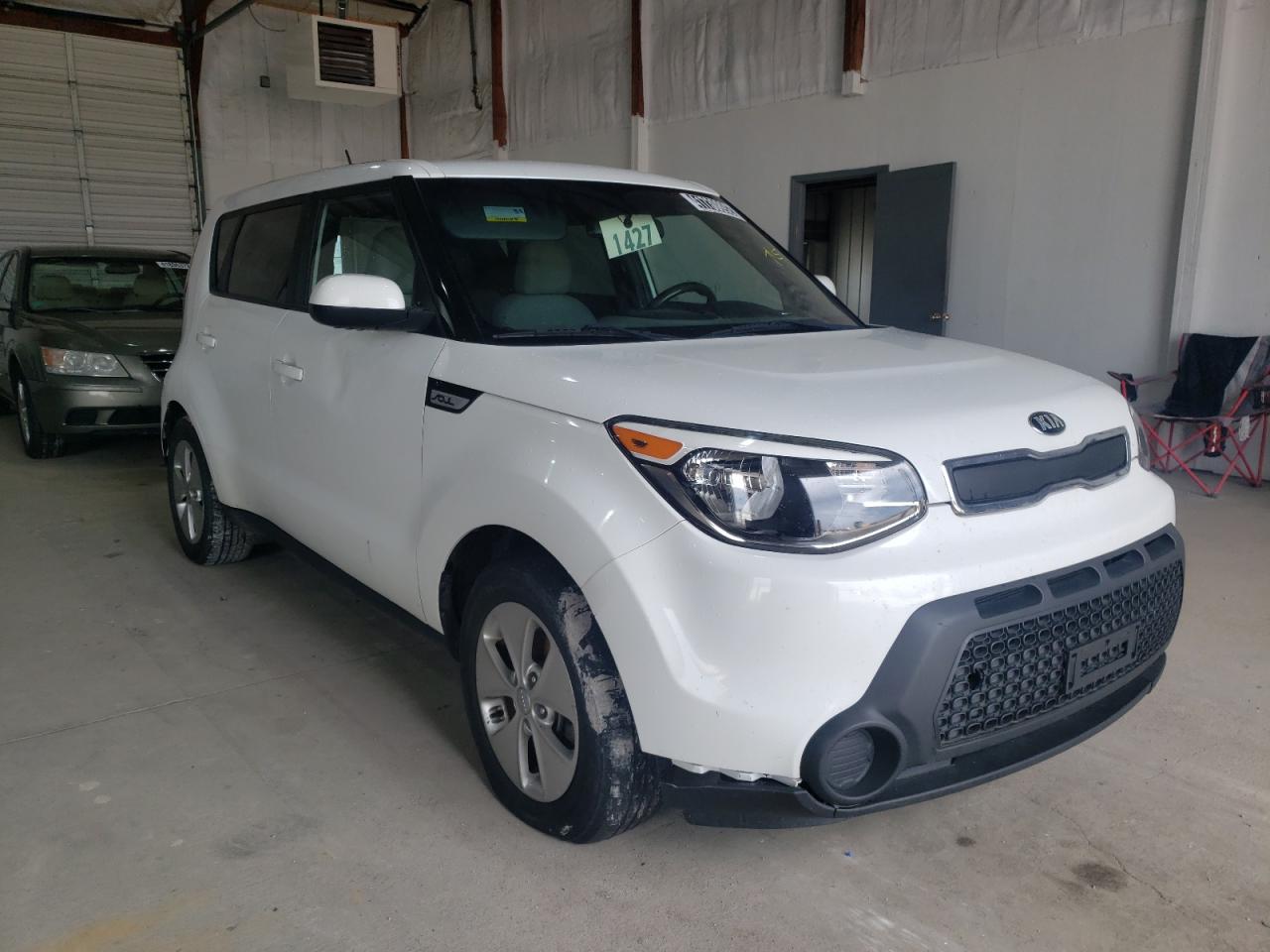 KIA SOUL 2016 with VIN KNDJN2A22G7836749 - Photo from auction