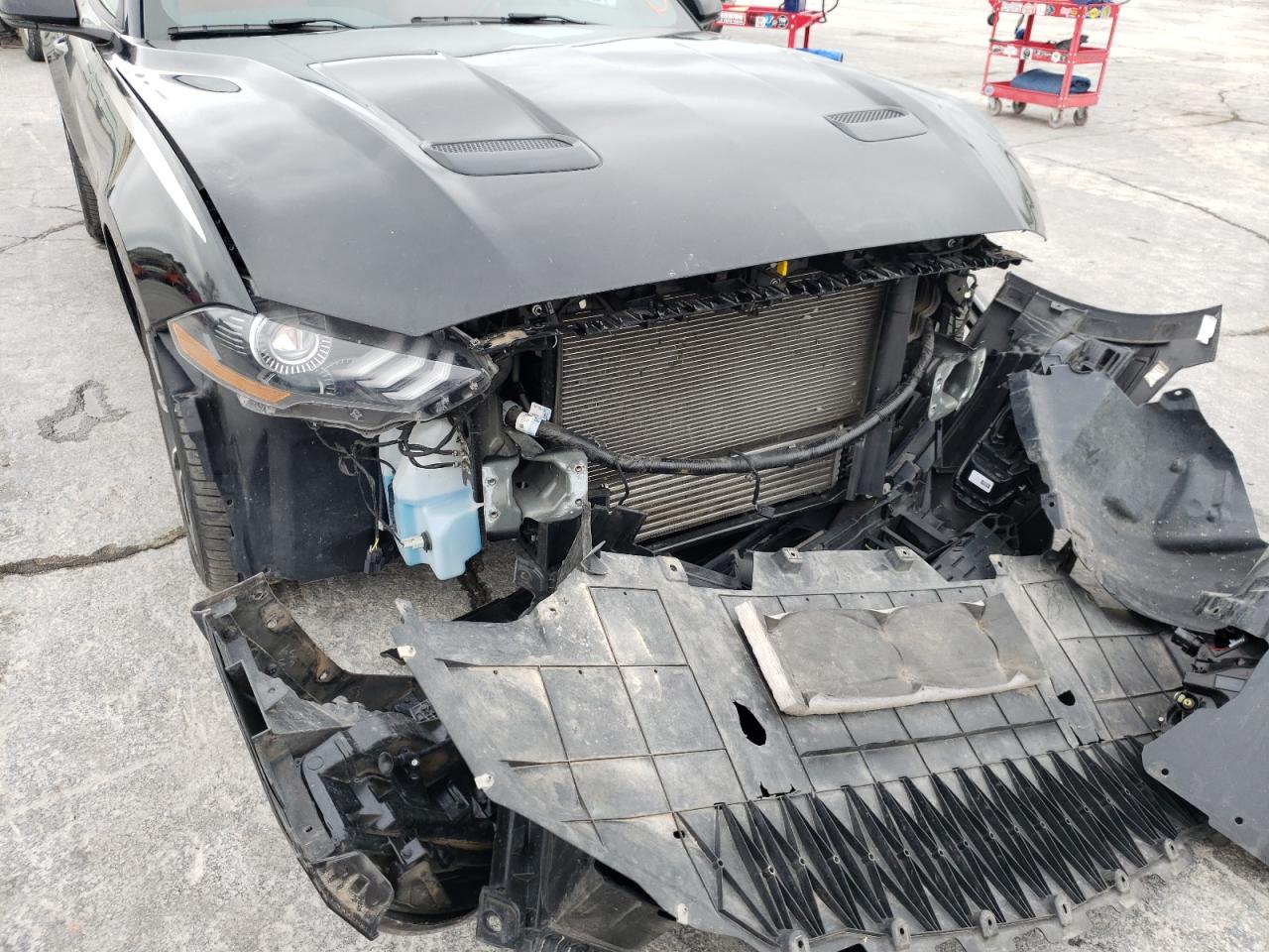 Photo 9 from auction – 2019 FORD MUSTANG with VIN 1FATP8UH4K5149997