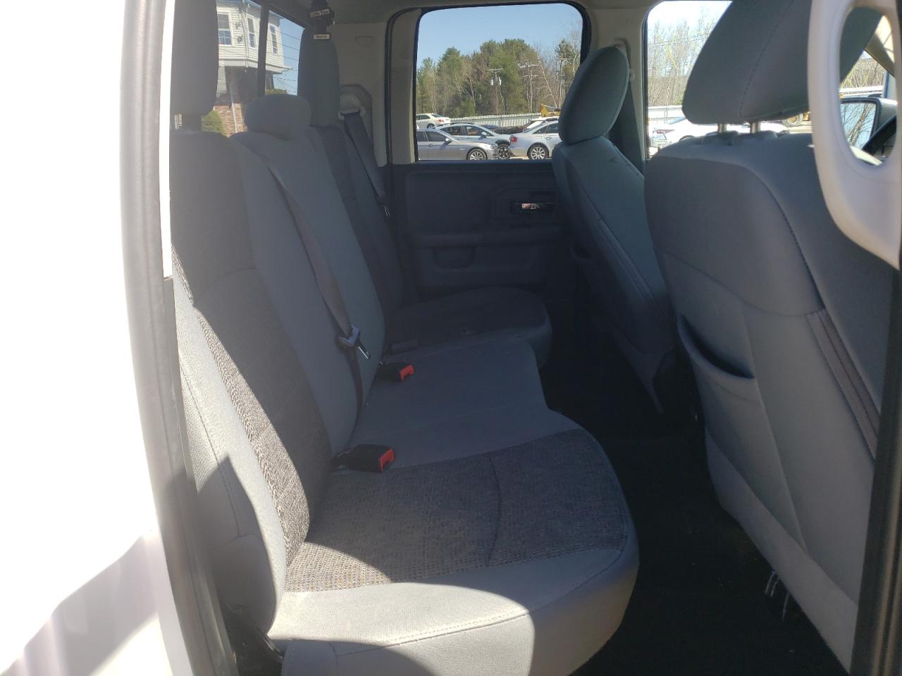 Photo 6 from auction – 2019 RAM 1500 CLASS with VIN 1C6RR7GG6KS745150
