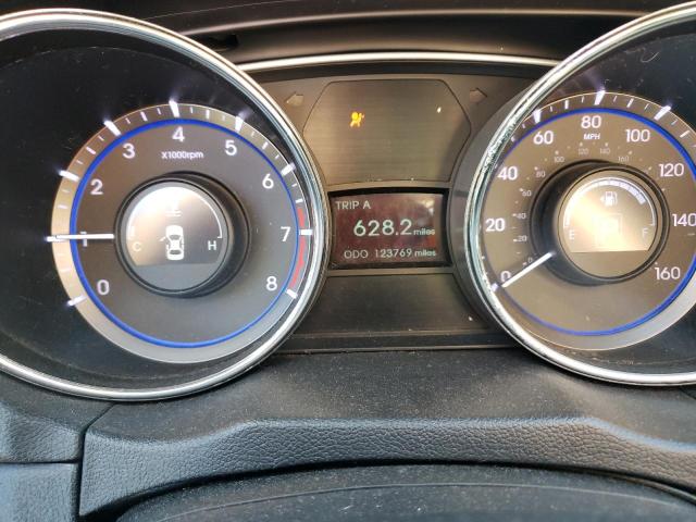 Photo 8 from auction – 2011 HYUNDAI SONATA SE with VIN 5NPEC4AC3BH028765