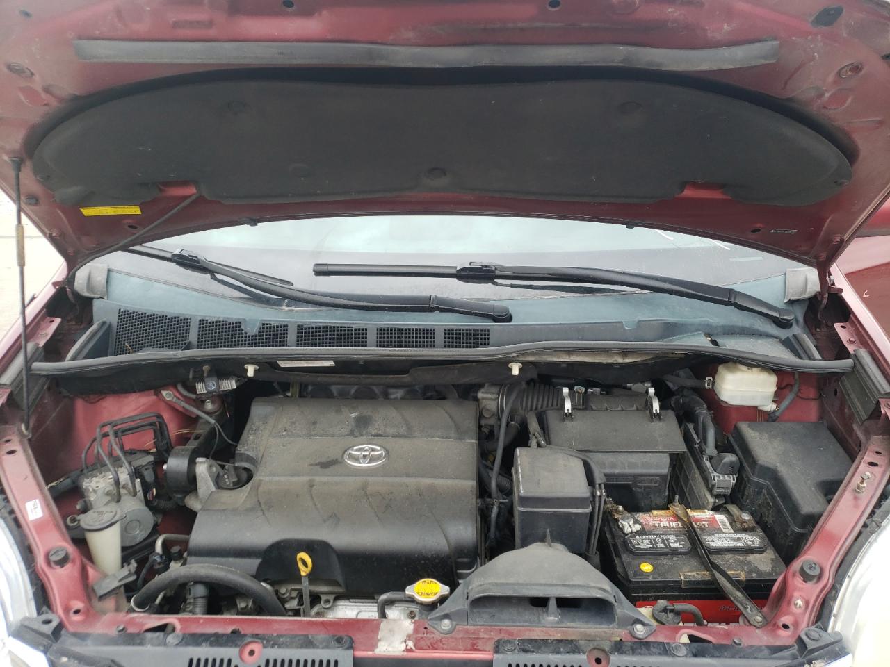 Photo 7 from auction – 2011 TOYOTA SIENNA LE with VIN 5TDKK3DCXBS092145