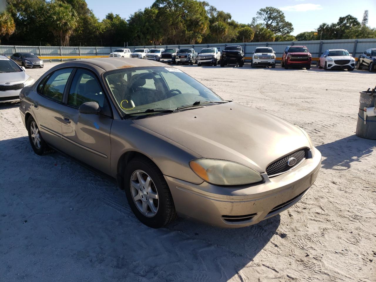 FORD TAURUS SEL 2006 with VIN 1FAFP56U56A182879 - Photo from auction