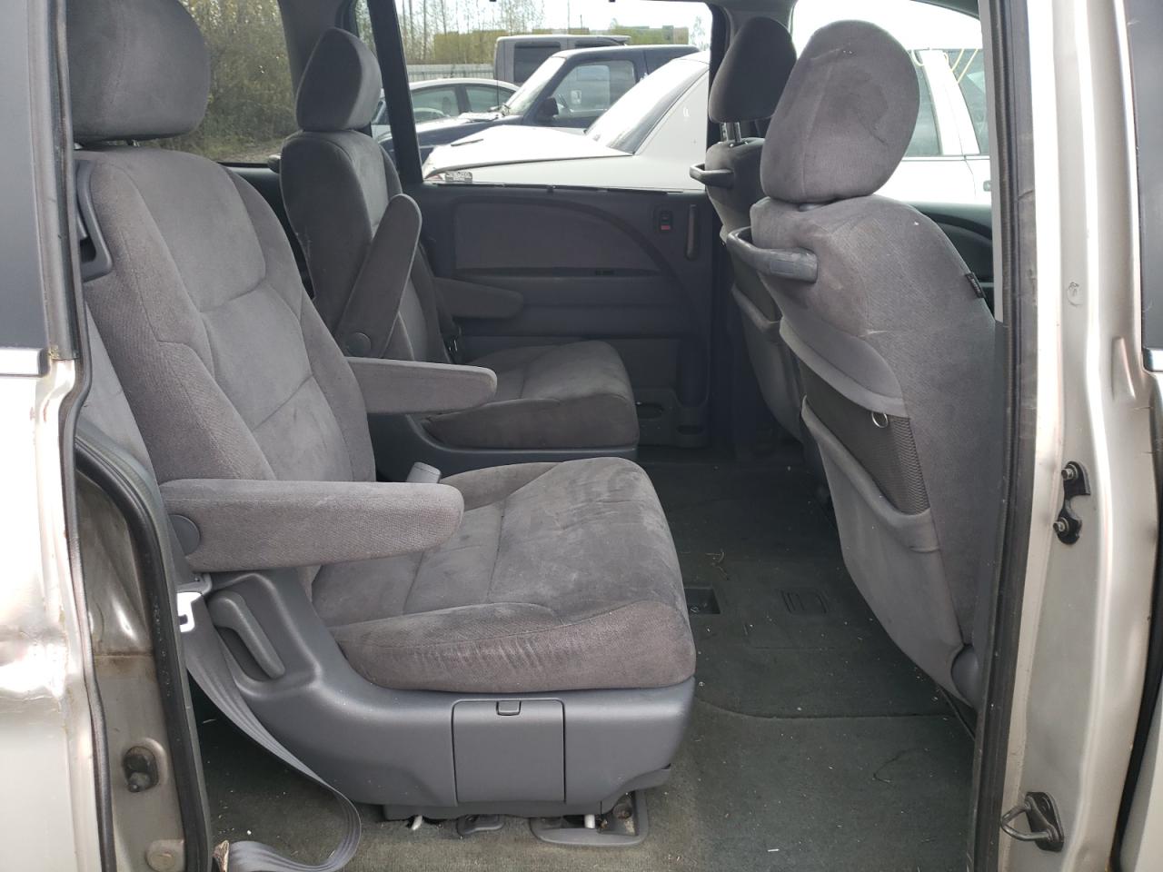 Photo 6 from auction – 2006 HONDA ODYSSEY EX with VIN 5FNRL38416B402904