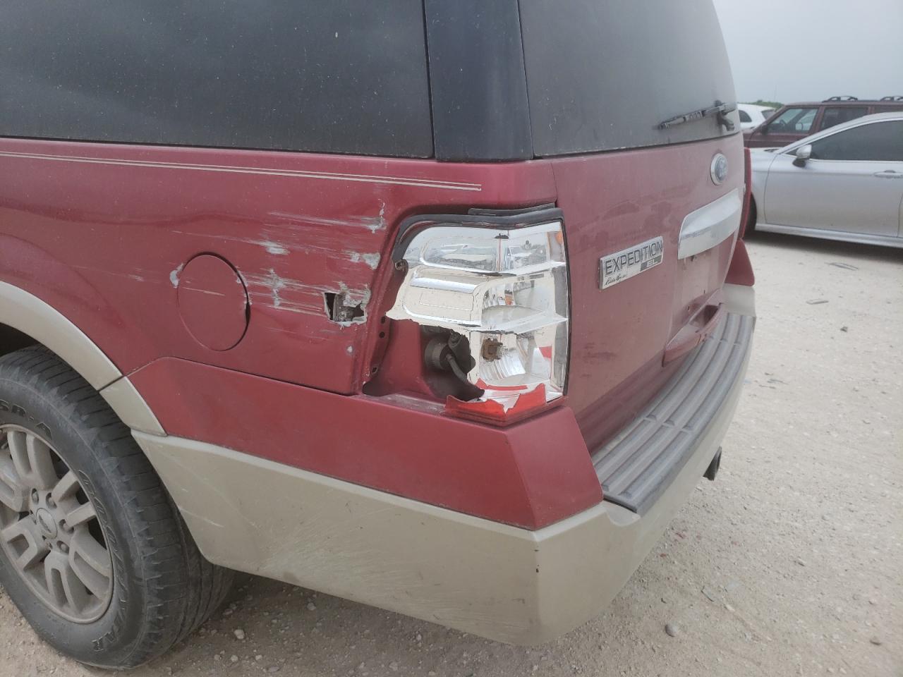 Photo 9 from auction – 2007 FORD EXPEDITION with VIN 1FMFK17567LA44553
