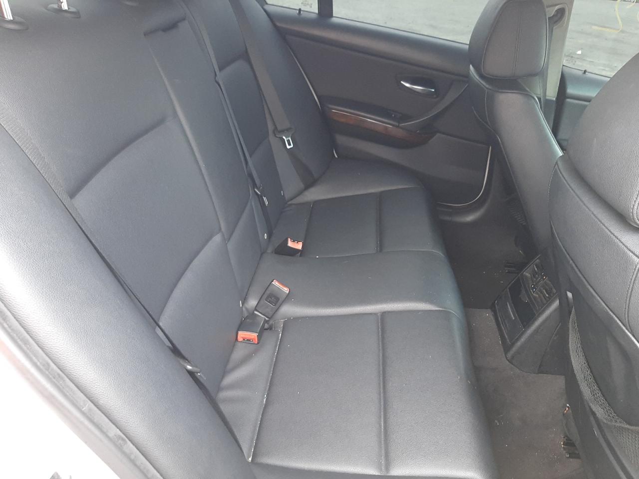 Photo 6 from auction – 2007 BMW 328 I with VIN WBAVA37547NL12001
