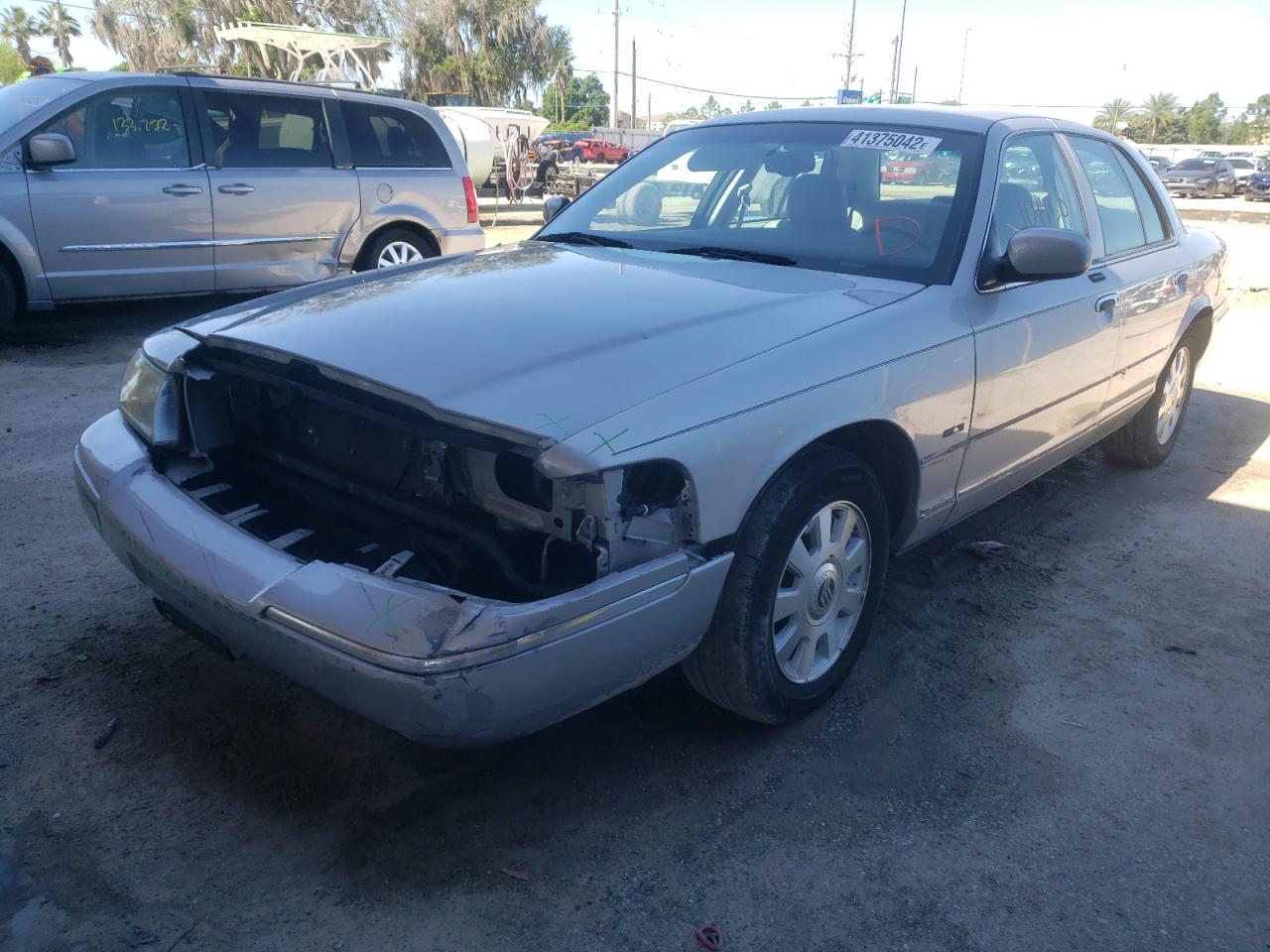 Photo 2 from auction – 2004 MERCURY GRAND MARQ with VIN 2MEFM75W64X692436