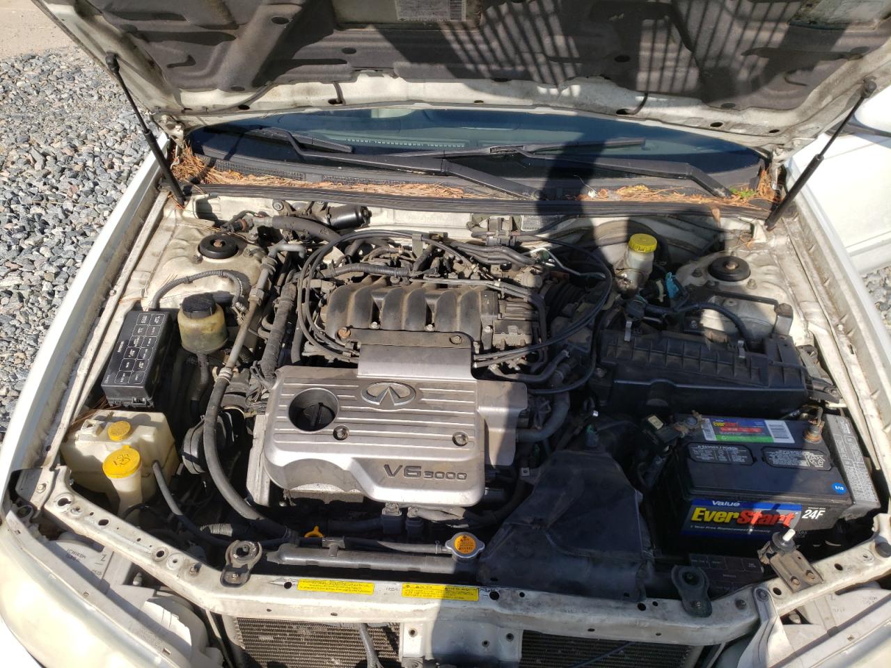 Photo 7 from auction – 2001 INFINITI I30 with VIN JNKCA31A71T008288