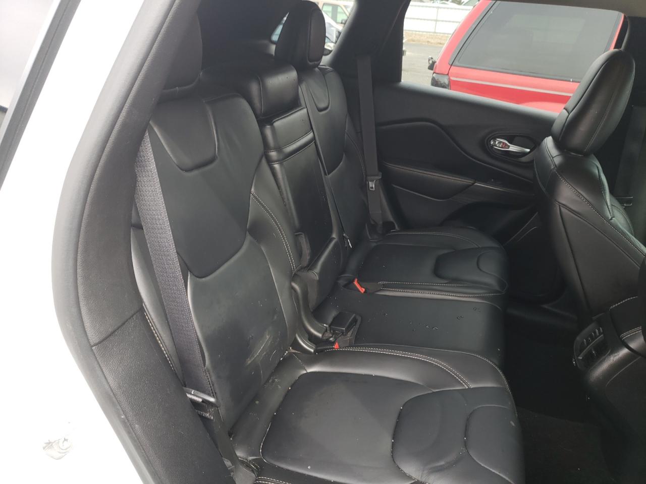 Photo 6 from auction – 2015 JEEP CHEROKEE L with VIN 1C4PJMDB2FW763190