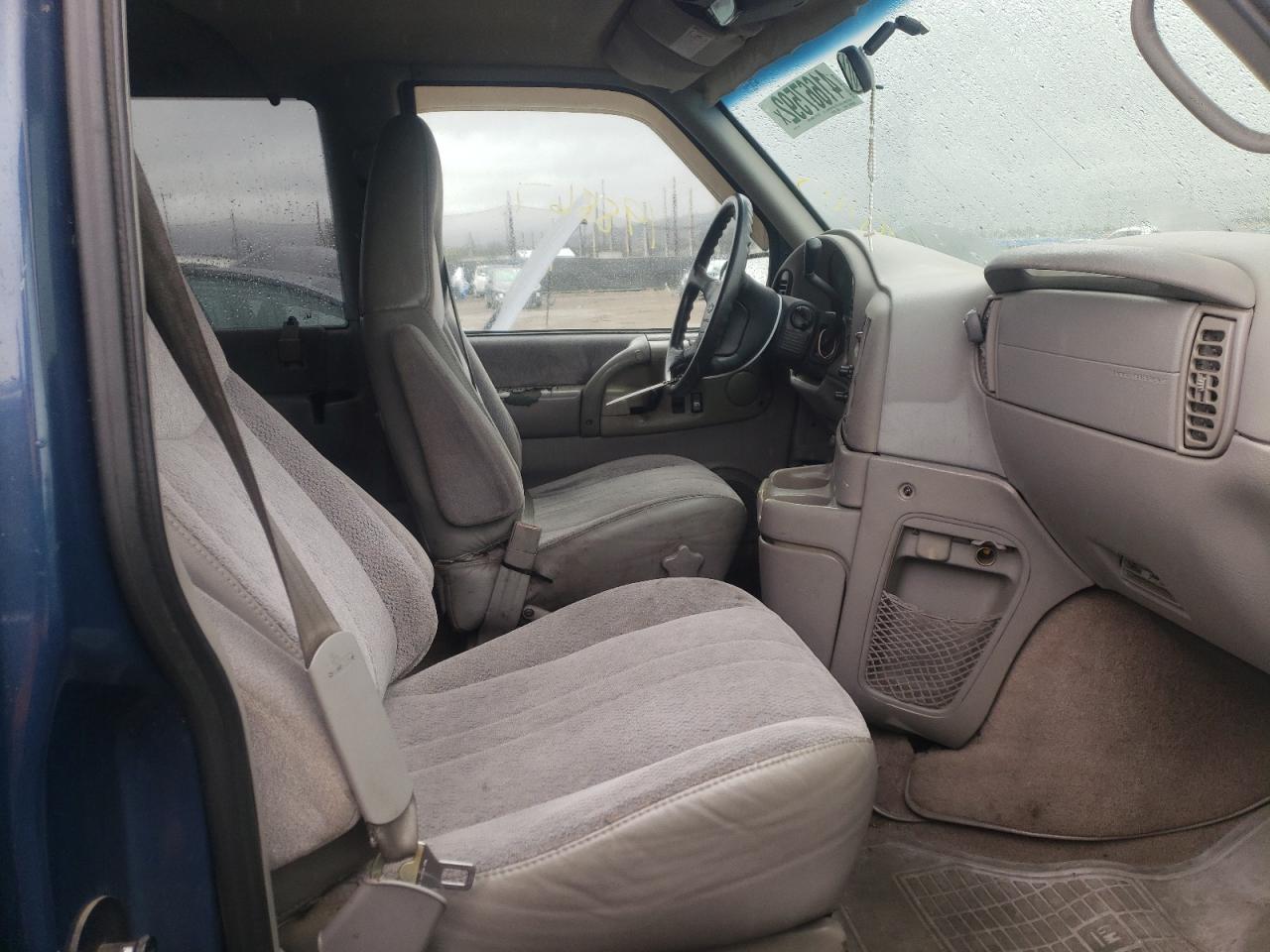 Zdjęcie 5 z aukcji – 1997 CHEVROLET ASTRO z VIN 1GNDM19W4VB207710