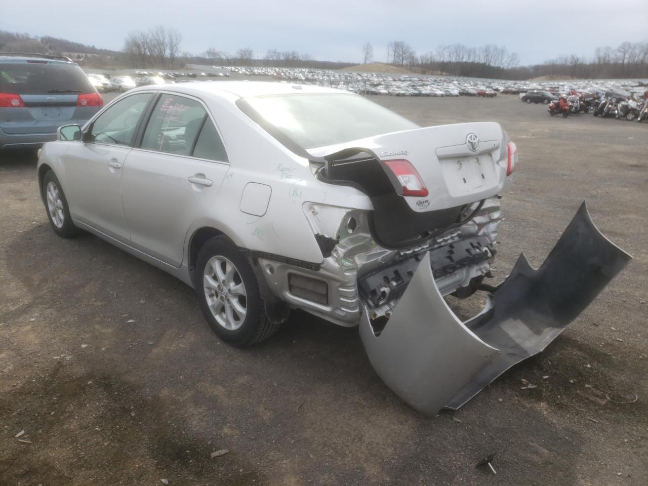 Photo 3 from auction – 2011 TOYOTA CAMRY BASE with VIN 4T4BF3EK7BR122631