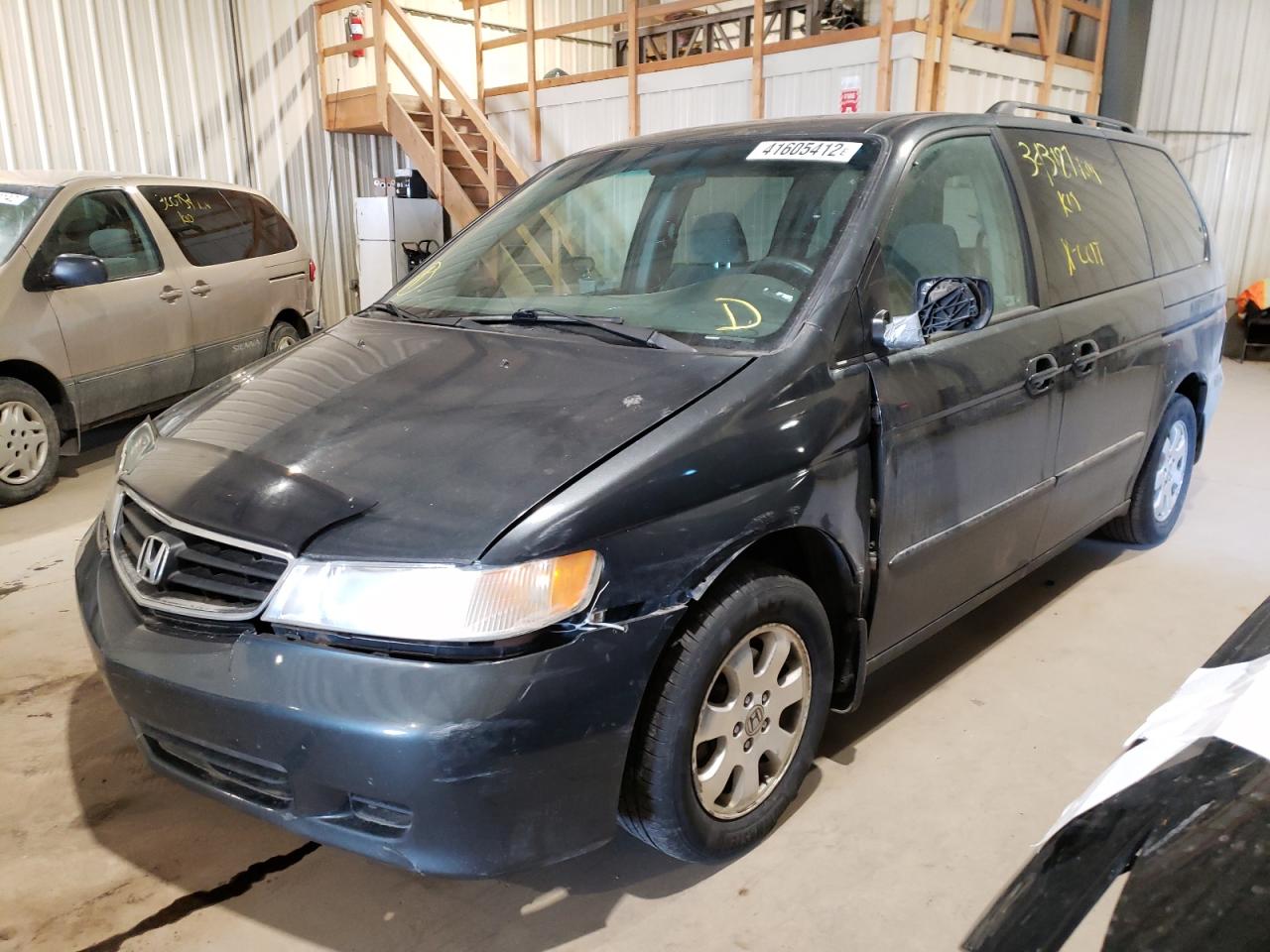 Photo 2 from auction – 2003 HONDA ODYSSEY EX with VIN 2HKRL18643H001835