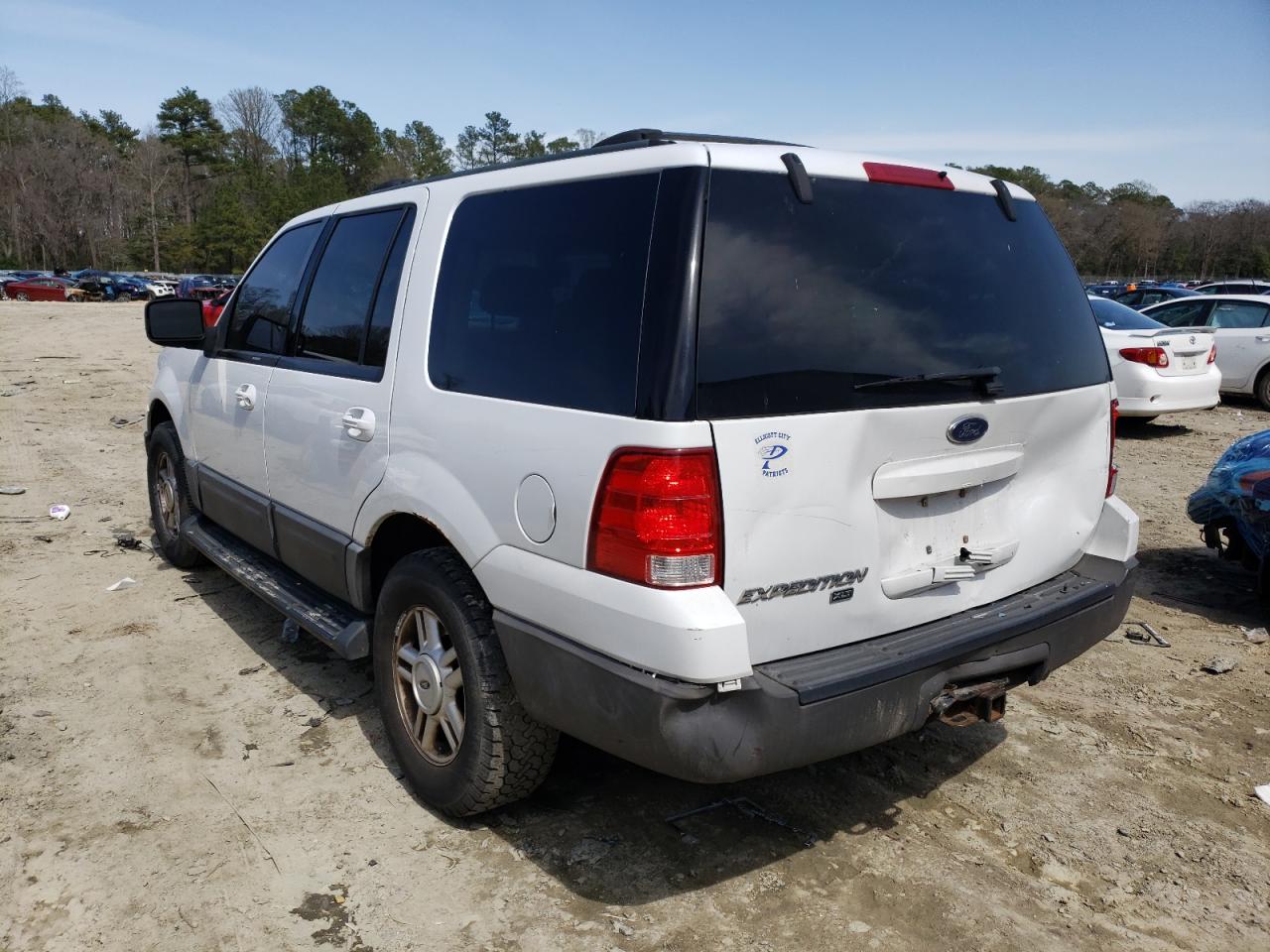 Photo 3 from auction – 2004 FORD EXPEDITION with VIN 1FMFU16L74LB24014