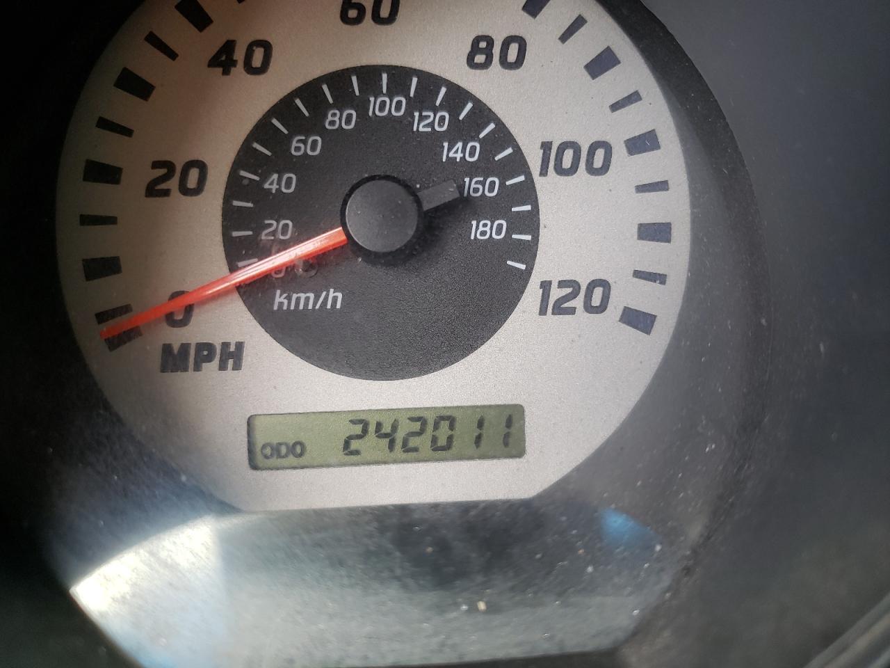 Photo 8 from auction – 2004 NISSAN FRONTIER C with VIN 1N6ED29X14C418364