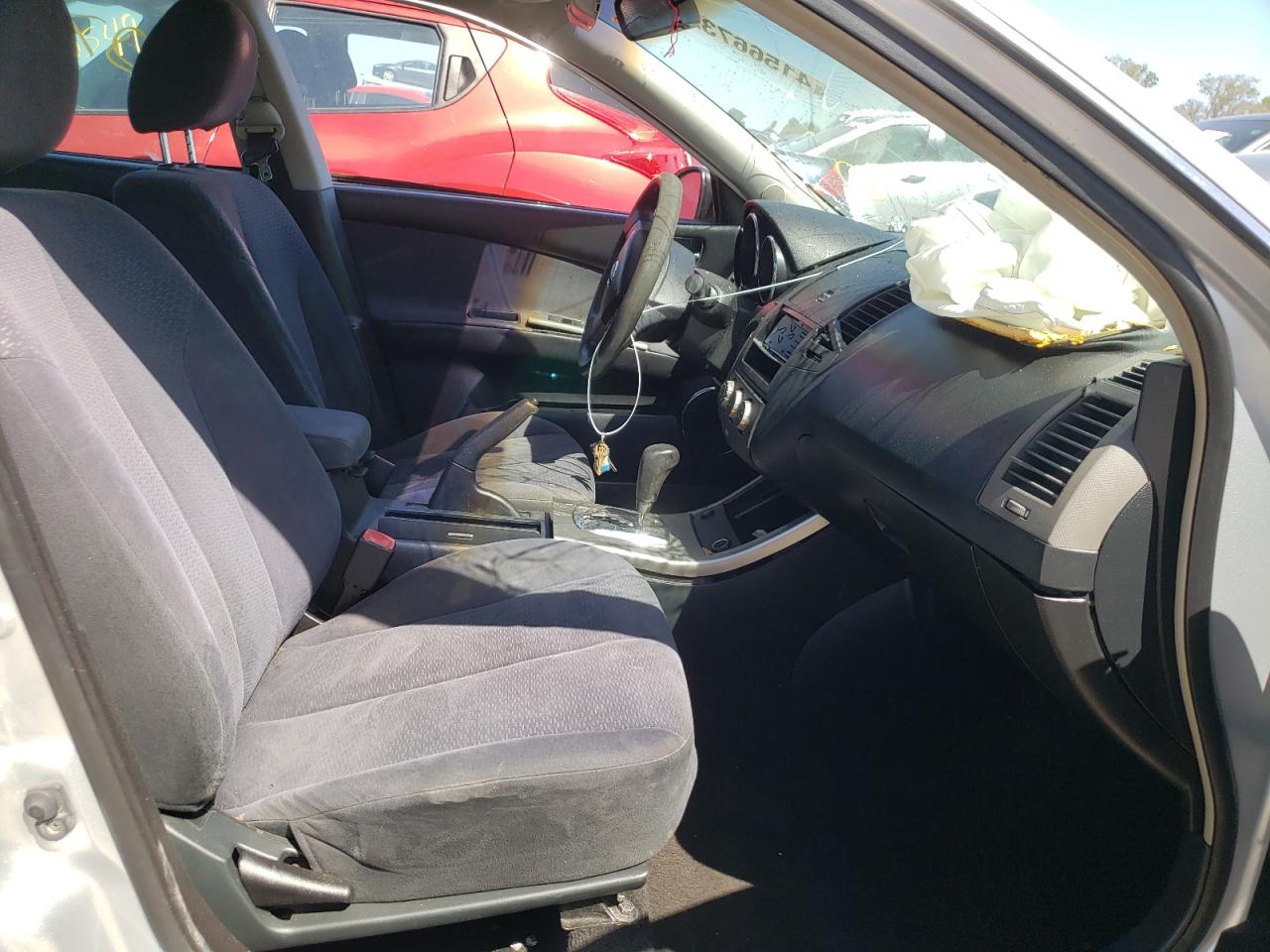 Photo 5 from auction – 2006 NISSAN ALTIMA with VIN 1N4AL11D86N455246