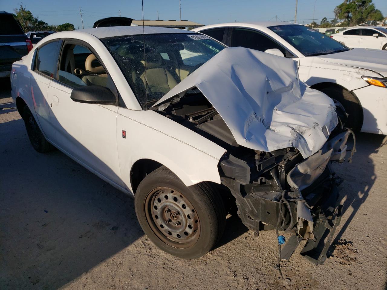 SATURN ION LEVEL 2005 with VIN 1G8AN12F75Z112174 - Photo from auction
