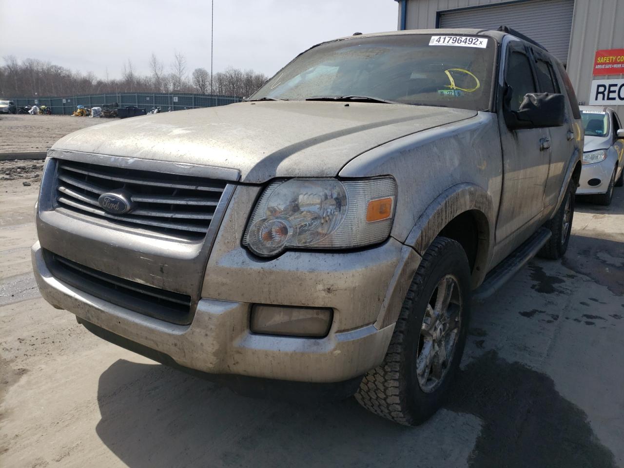 Photo 2 from auction – 2010 FORD EXPLORER X with VIN 1FMEU7DE8AUA01248
