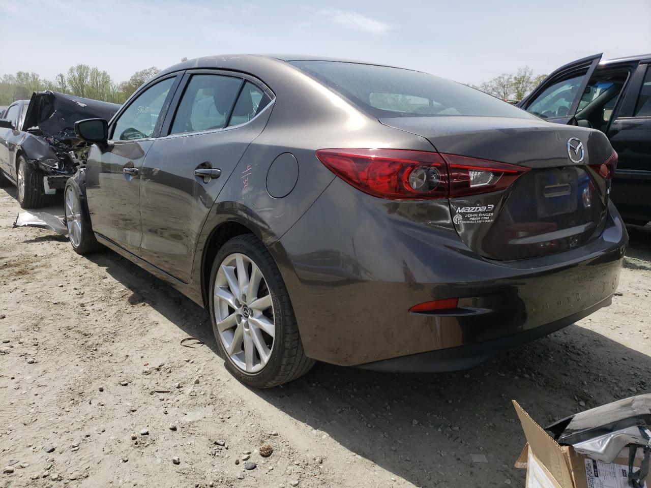 Photo 3 from auction – 2017 MAZDA 3 TOURING with VIN 3MZBN1V70HM100305