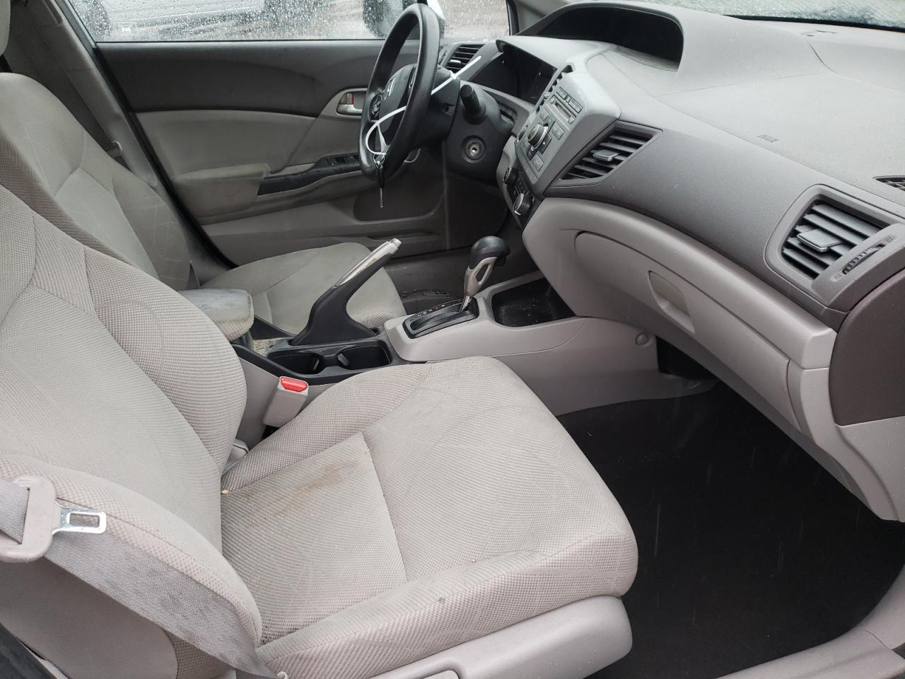 Photo 5 from auction – 2012 HONDA CIVIC LX with VIN 19XFB2F57CE340650
