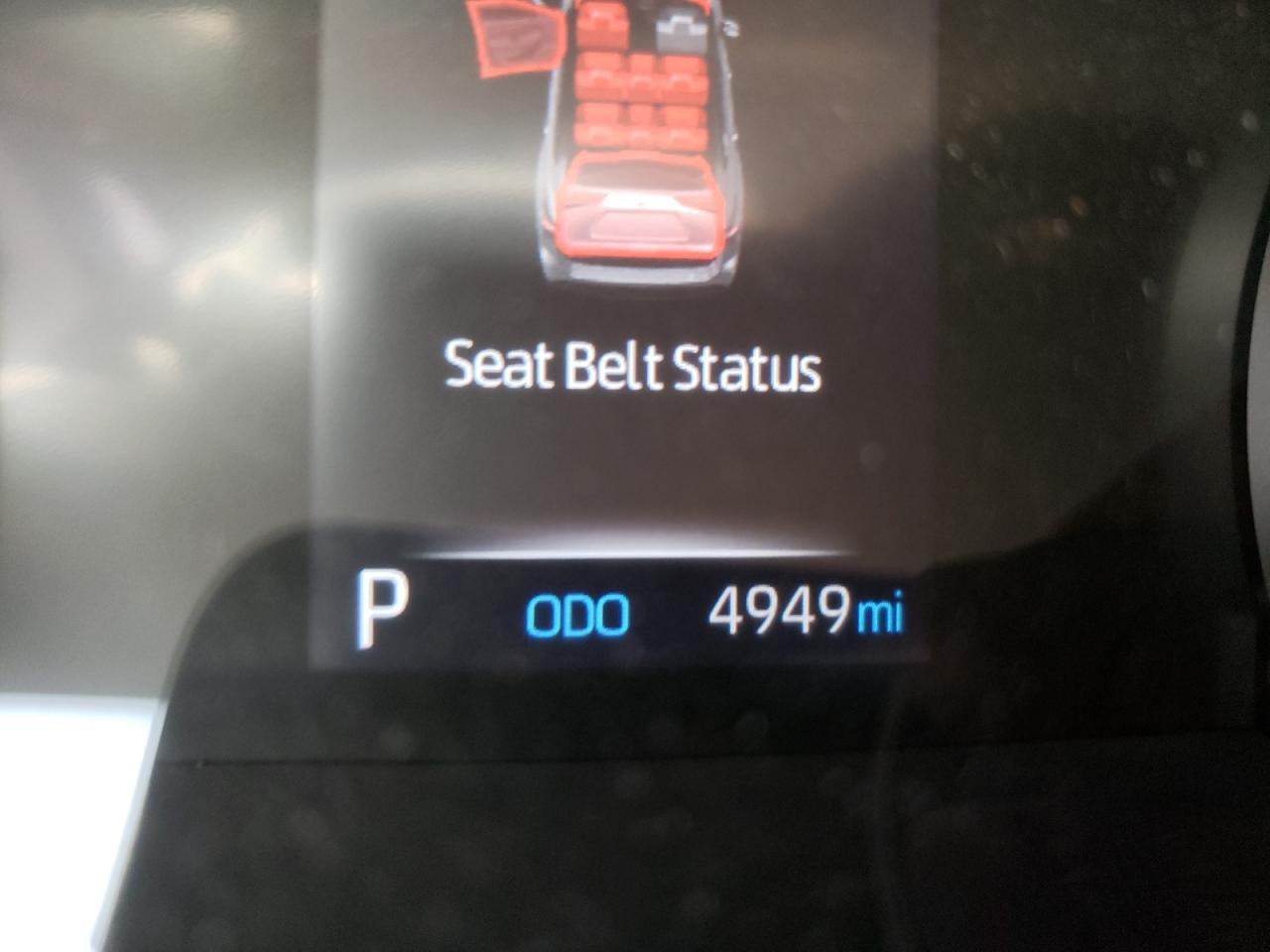 Photo 8 from auction – 2021 TOYOTA HIGHLANDER with VIN 5TDBZRBH2MS150636