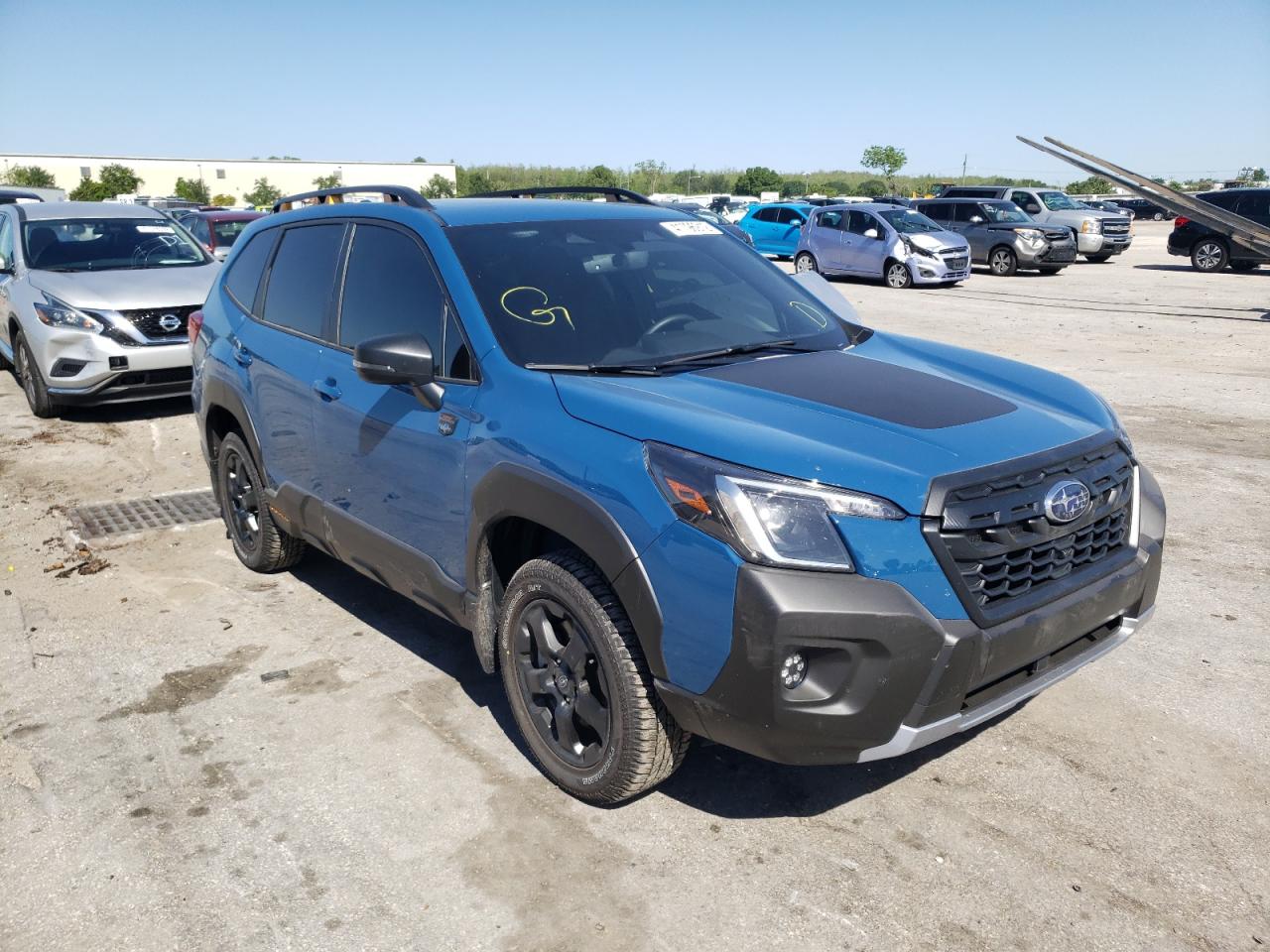 SUBARU FORESTER 2022 with VIN JF2SKAMC1NH440123 - Photo from auction