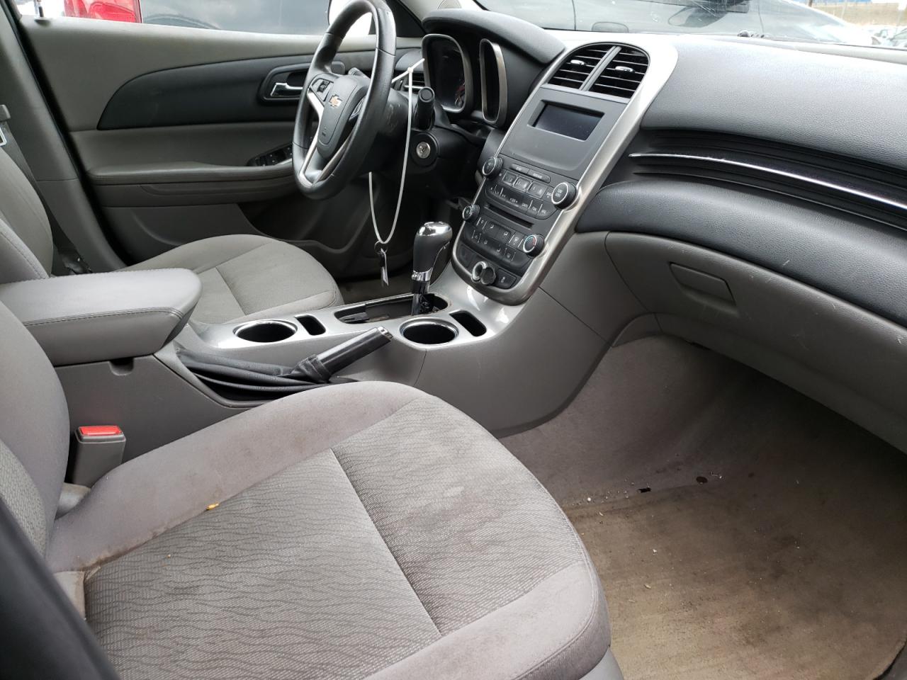 Photo 5 from auction – 2014 CHEVROLET MALIBU LS with VIN 1G11B5SL4EF272647
