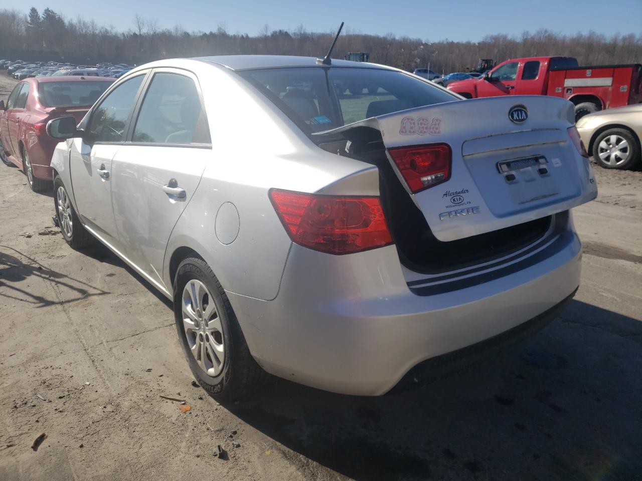 Photo 3 from auction – 2012 KIA FORTE EX with VIN KNAFU4A24C5474849