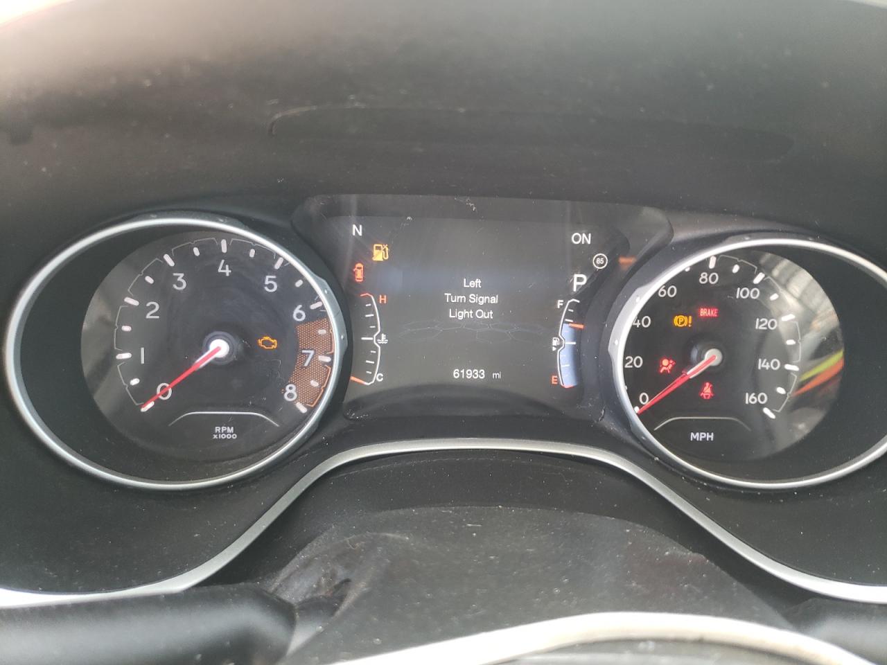 Photo 8 from auction – 2018 JEEP COMPASS with VIN 3C4NJDBB6JT393287