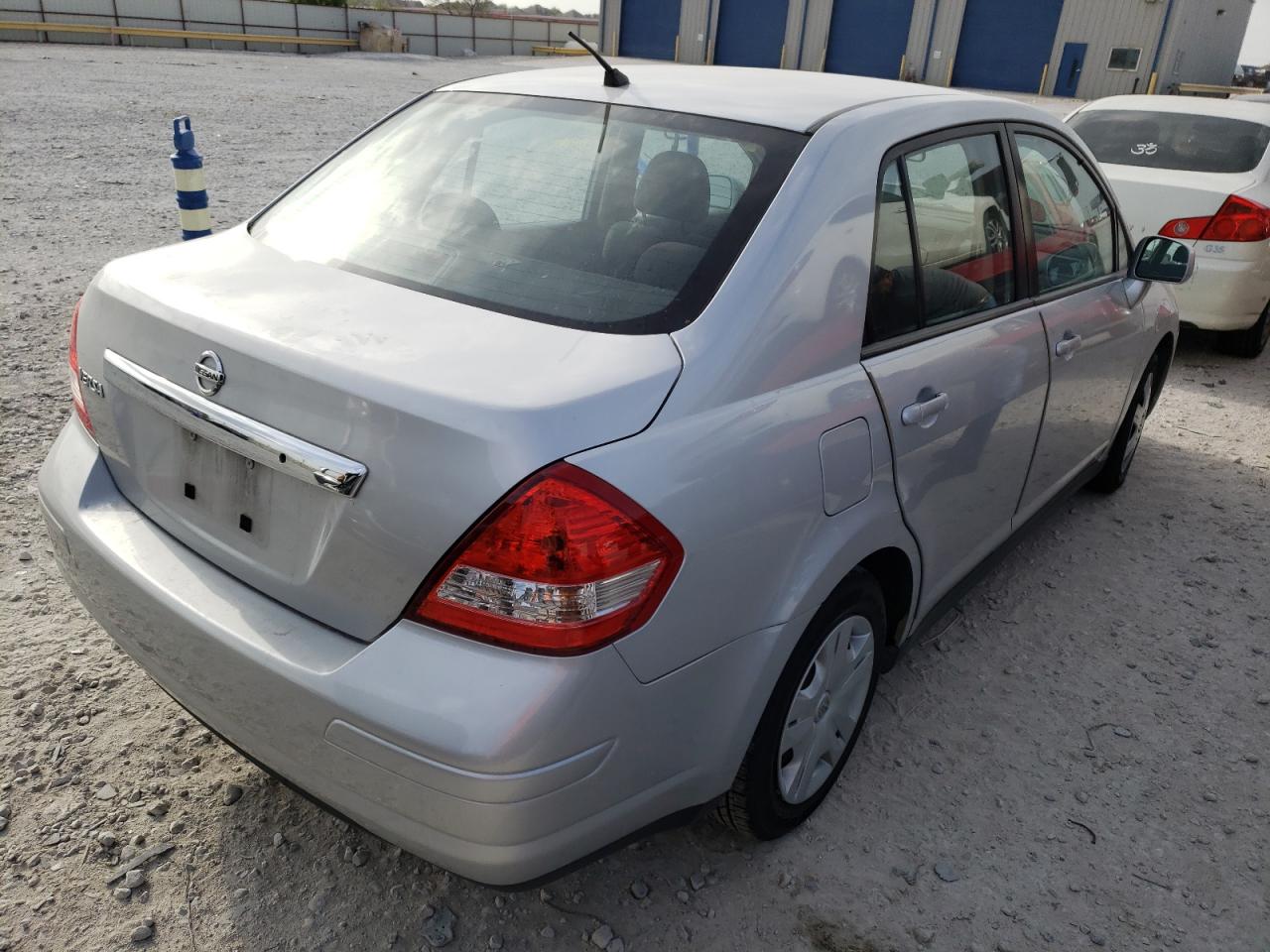Фото 4 с аукциона – 2011 NISSAN VERSA S с VIN 3N1BC1AP4BL376467