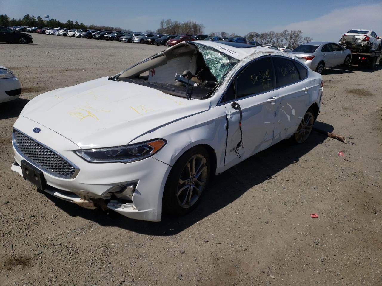 Photo 2 from auction – 2019 FORD FUSION TIT with VIN 3FA6P0RU8KR217493