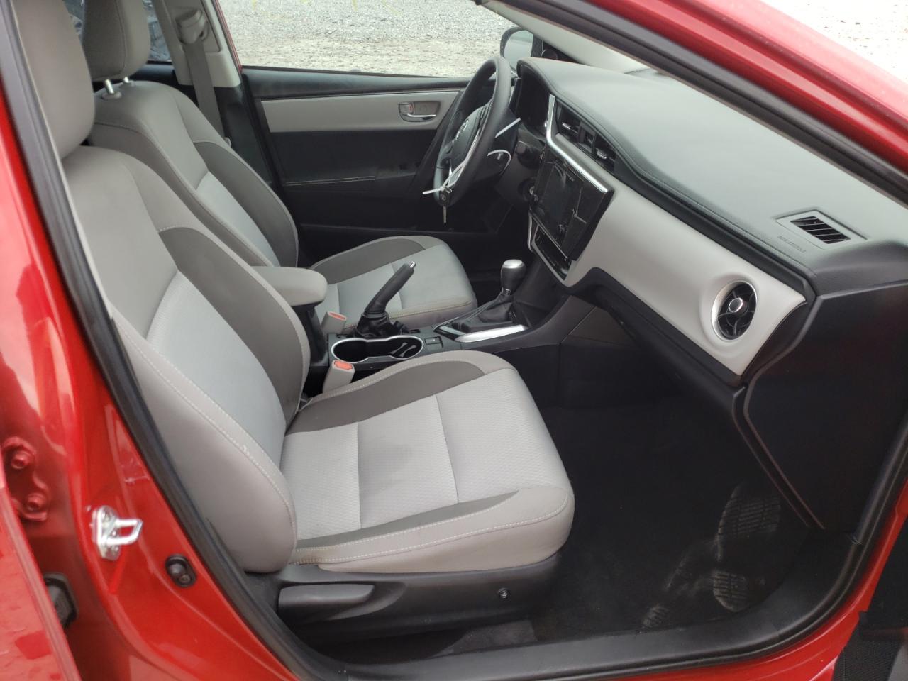 Photo 5 from auction – 2018 TOYOTA COROLLA L with VIN 2T1BURHE8JC992865