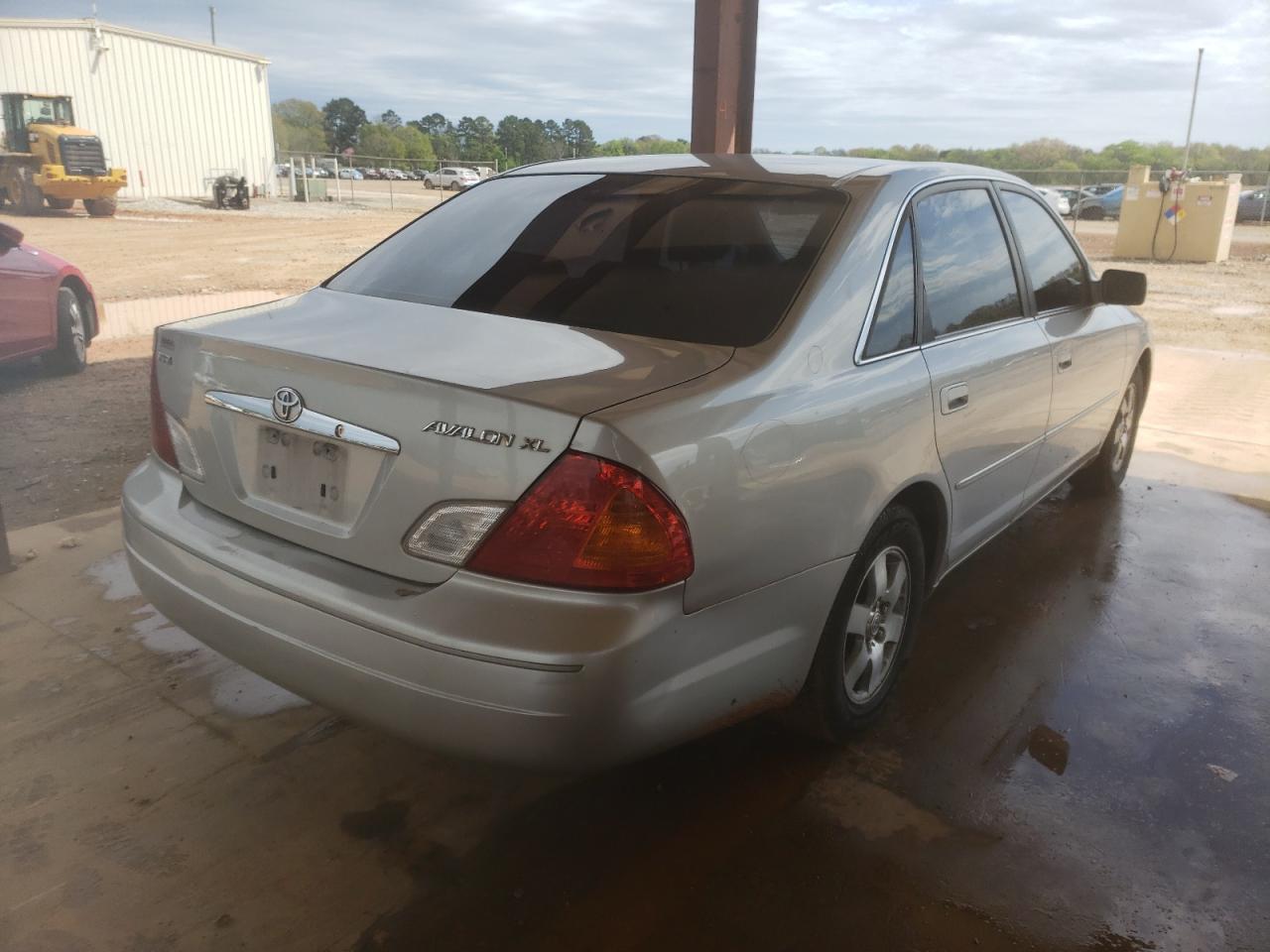 Photo 4 from auction – 2002 TOYOTA AVALON XL with VIN 4T1BF28BX2U221220