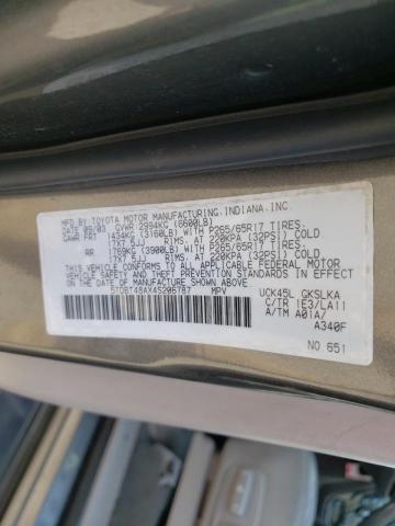 Photo 10 from auction – 2004 TOYOTA SEQUOIA LI with VIN 5TDBT48AX4S206787