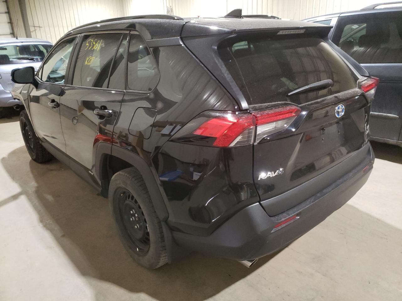 Photo 3 from auction – 2021 TOYOTA RAV4 LE with VIN 2T3BWRFV3MW117331