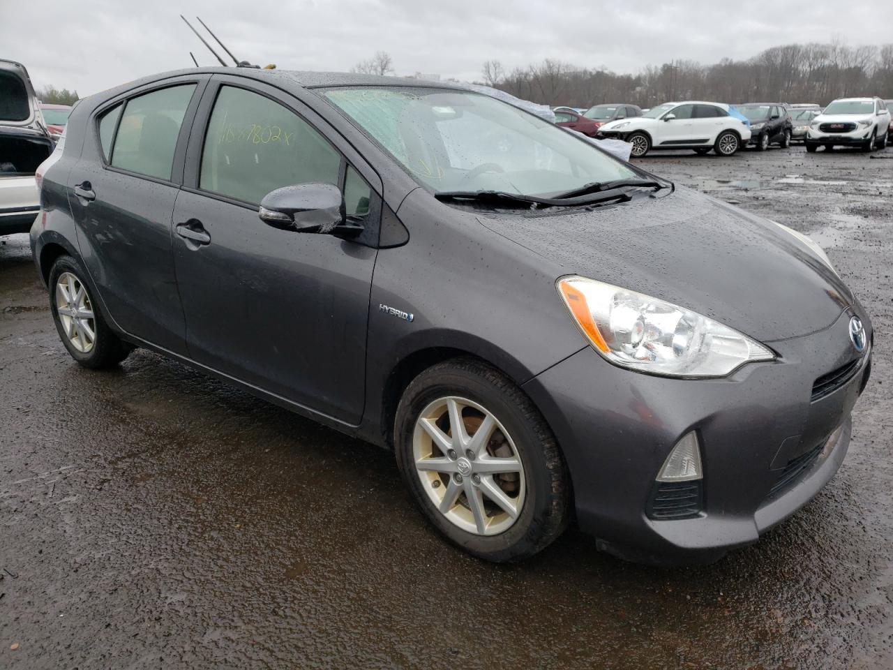 Photo 1 from auction – 2014 TOYOTA PRIUS C with VIN JTDKDTB37E1562047