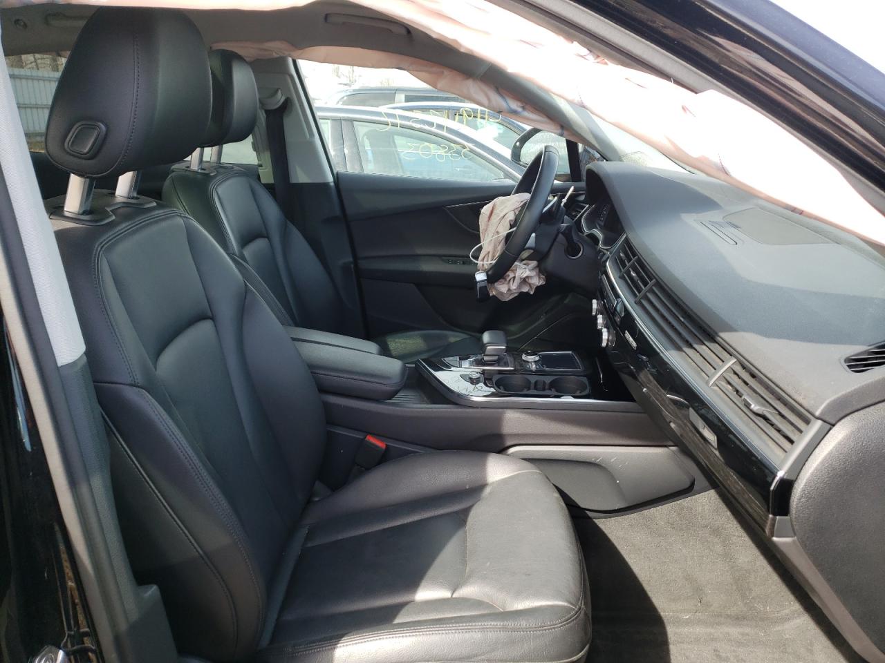 Photo 5 from auction – 2018 AUDI Q7 PREMIUM with VIN WA1LAAF72JD008562