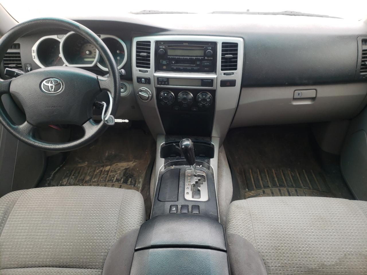 Photo 9 from auction – 2003 TOYOTA 4RUNNER SR with VIN JTEBU14R030018669