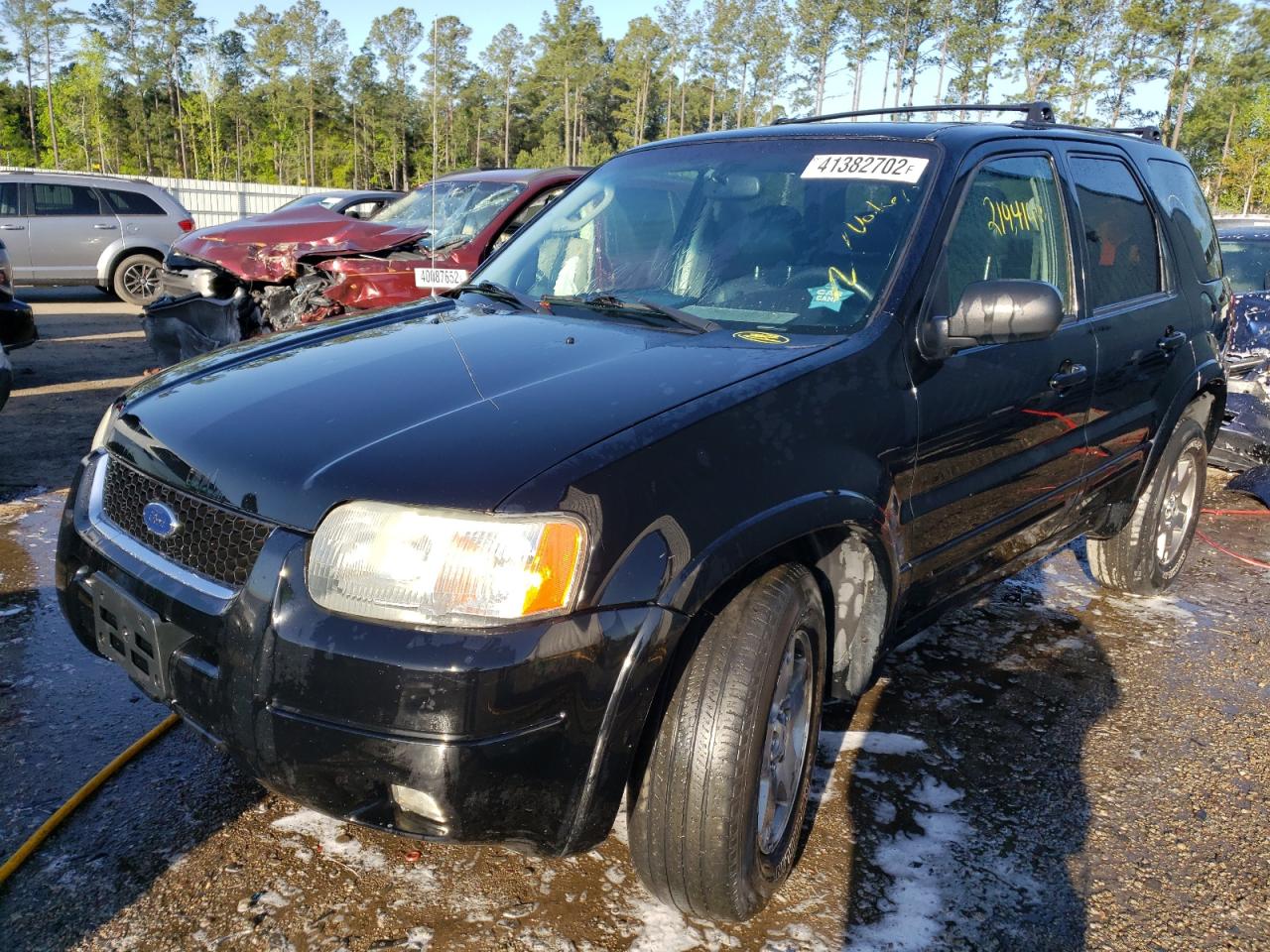 Photo 2 from auction – 2003 FORD ESCAPE LIM with VIN 1FMCU94113KE11209