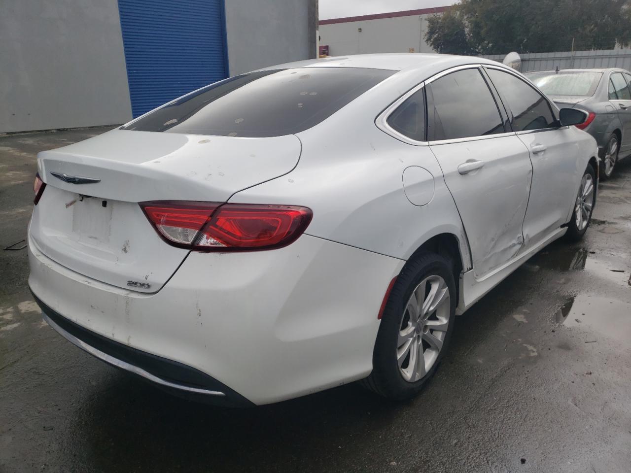 Photo 4 from auction – 2016 CHRYSLER 200 LIMITE with VIN 1C3CCCAB7GN168077